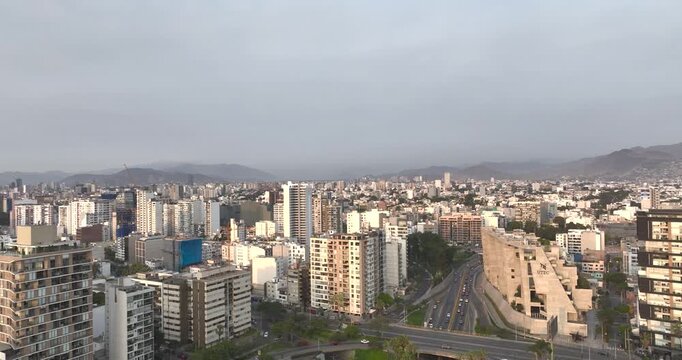 paneo circular Lima entre Miraflores y Barranco
