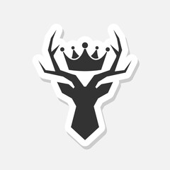 Naklejka premium Deer antler head crown icon sticker isolated on gray background