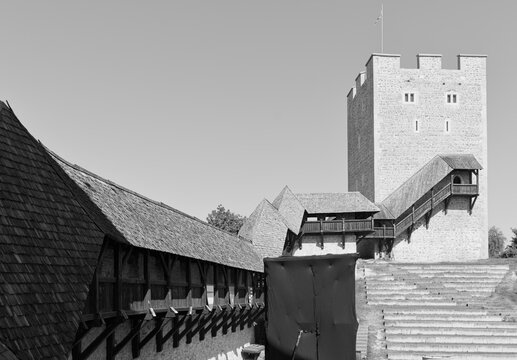 Dvro Veliki Tabor, Slovenia