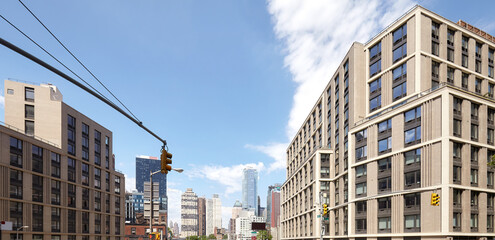 Fototapeta premium New York cityscape on a sunny day, USA.