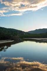 Fototapeta premium paisagem, natureza, pôr-do-sol, Praia Palmas do Arvoredo cidade de Governador Celso Ramos Santa Catarina Brasil região da Grande Florianopolis