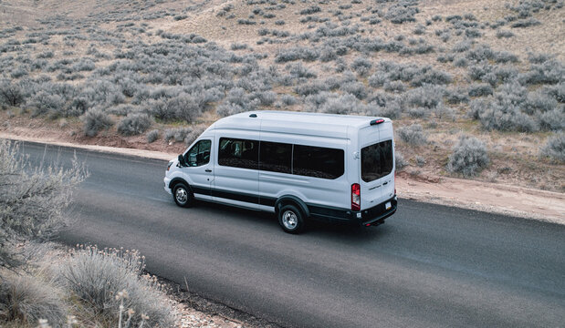 White Ford Transit XLT, 2026