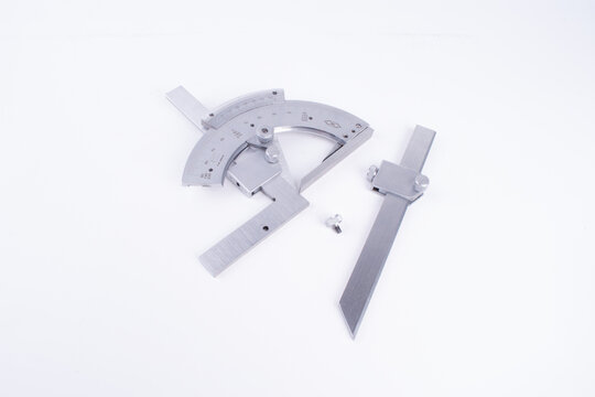 Metal Measuring Instruments - Protractor and Calipers Set