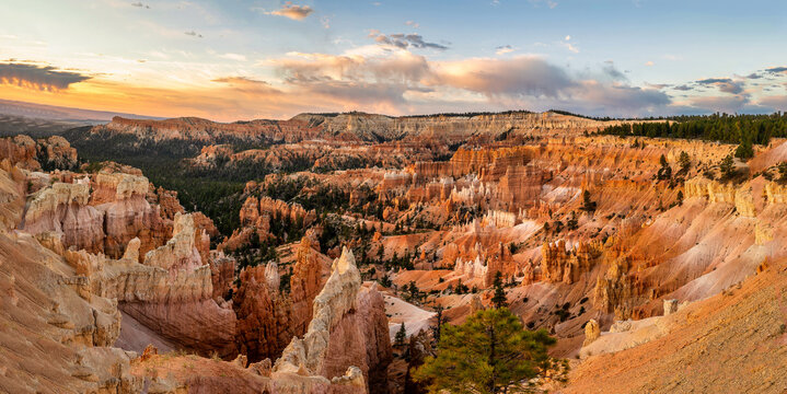 Bryce Canyon stunning view red sandstone sunrise sunset national park pano