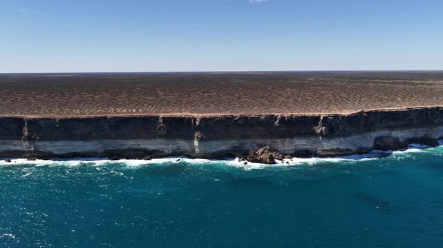 Great Australian Bight, Nullarbor Plain, South Australia &ndash; 4K aerial drone footage of dramatic coastal cliffs, turquoise ocean and rugged wilderness