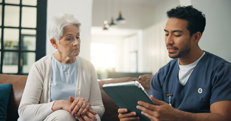 Obraz premium Nursing home, old woman and nurse with tablet, discussion and consultation with health report on app. Serious, man and caregiver with tech for medical results, healthcare or checkup for senior person
