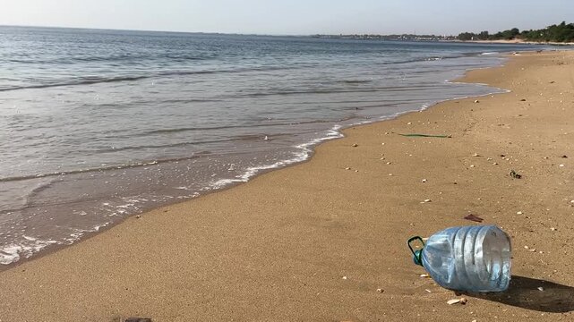 Plages du Senegal pollu&eacute;es &agrave; Mbour