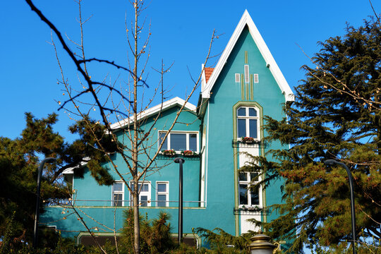 Turquoise European Villa in Badaguan, Qingdao, China
