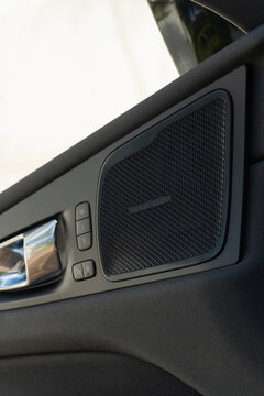 Volvo XC60 Harman Kardon door speaker close up, Premium audio system grille detail in car interior
