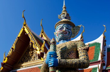 Fototapeta premium Wat Phra Kaew Atsakanmala Guardian at Gate Thailand Bangkok