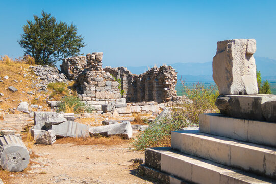 In the ruins of ancient Priene