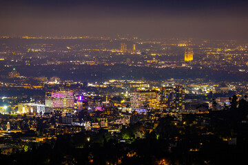 Obraz premium Hollywood city illuminated aerial night view