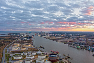 Fototapeta premium Aerial view of Mobile, Alabama at sunset