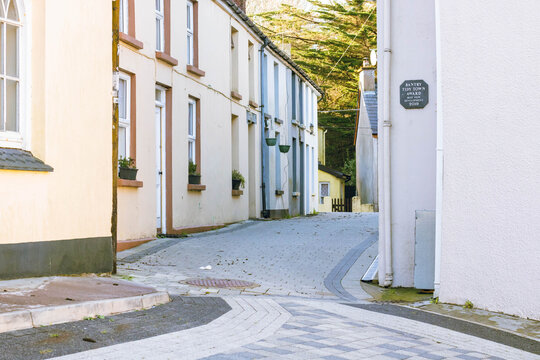 A narrow pedestrian street between houses in Bantry, Ireland