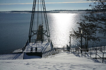 Der Stadthafen mit der Seebr&uuml;cke am neuen See in Brandenburg