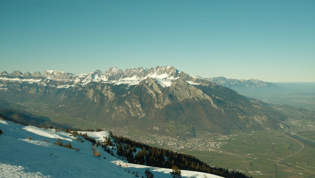 Bergkette bei Sargans / Schweiz