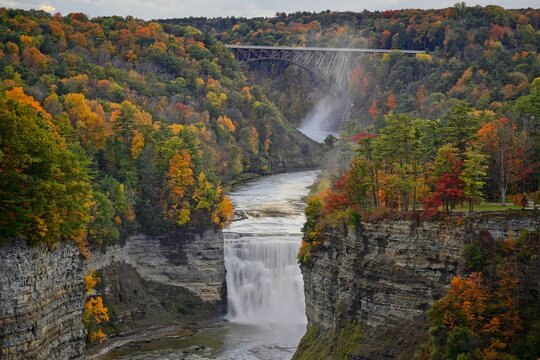 Middle Falls from Inspiration Point in Letchworth State Park in New York