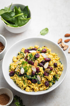 salade taboul&eacute; millet cranberries amandes &eacute;pinards et cannelle