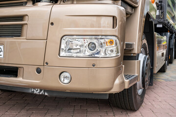 Car headlights, truck parts, truck headlights and lighting, auto parts, commercial vehicles, truck parts and lighting, LED headlights