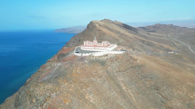 Faro de la Entallada, Fuerteventura, Wyspy Kanaryjskie, Hiszpania- lot dronem 4K