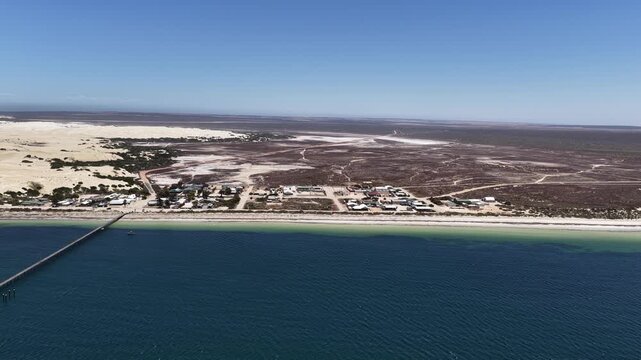 Fowlers Bay, South Australia &ndash; 4K aerial drone view of Great Australian Bight coastline, turquoise ocean, sand dunes, white sand beach and limestone cliffs