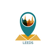 Obraz premium Leeds icon of map pin pointer, geolocation, skyline shape. Vector logo, isolated clip art. UK England, Yorkshire web symbol with landmarks and buildings