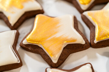 Perfectly Icing Star Cookies with Royal Icing