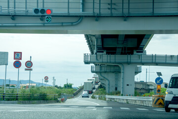 高架道路への進入路