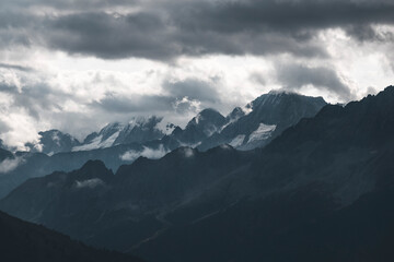 Obraz premium clouds over the mountains with dark mood