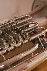 llaves instrumento musical bombardino