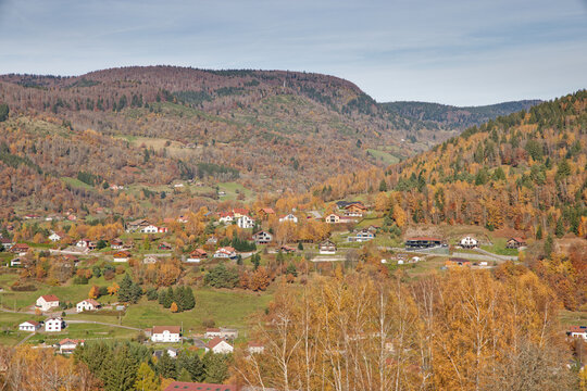 le village de st Maurice sur Moselle