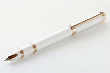 Fototapeta premium Luxury white and gold pen isolated on a clean background, showcasing an elegant writing tool for business and branding