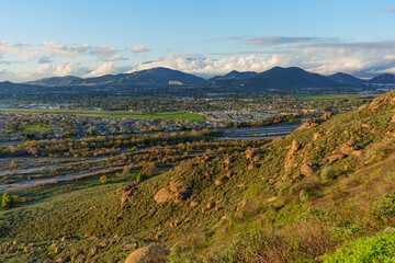Fototapeta premium Panoramic Riverside California Landscape from Mount Rubidoux Trails