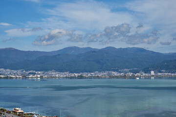 Fototapeta premium 長野県 諏訪湖SAからの諏訪湖の眺め