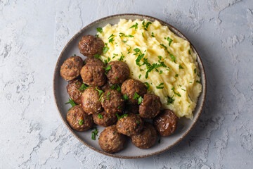 Köttbullar - Traditional Swedish meatballs with mashed potatoes