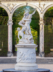 Obraz premium Bosquet de la Colonnade (Colonnade Grove) in Versailles gardens, France