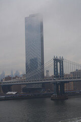 Obraz premium Manhattan Bridge in winter