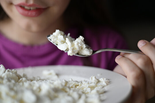 Cottage cheese. Cheese. Healthy food. Food for children. Breakfast. Cheese plate.