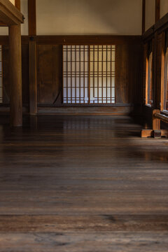 日本　岡山県備前市閑谷にある旧閑谷学校の閑谷学校講堂の内室