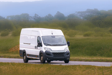 Obraz premium Modern delivery vehicle for small business