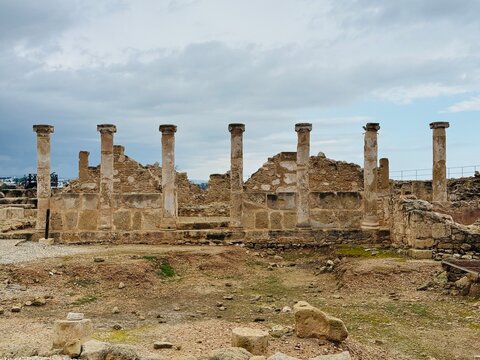 Villa of Theseus (Έ&pi;&alpha;&upsilon;&lambda;&eta; &tau;&omicron;&upsilon; &Theta;&eta;&sigma;έ&alpha;) in Paphos Archaeological Park. Vast Roman villa with mosaic floors and peristyle courtyards, revealing elite life in ancient Cyprus