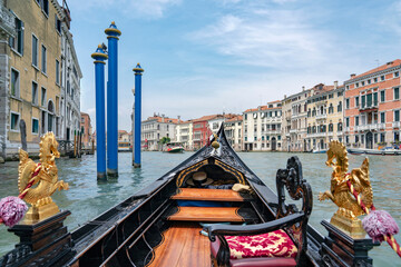 Photograph of the canals and corners of beautiful Venice. Travelling inside gondola © Enrique