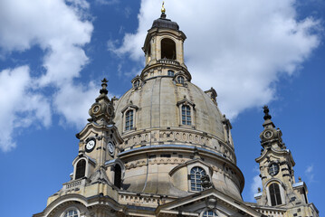 Fototapeta premium Dome of an architectural monument