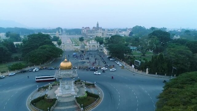 Aerial View of Nalwadi Krishnaraja Wodeyar Statue with Mysuru Palace in Karnataka, India