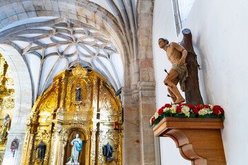 Obraz premium Details of the interior of the Church of San Sebastian in Reinosa, in the Campoo-Los Valles region, Cantabria, Spain, Europe