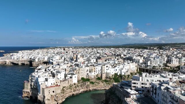 Vista panoramica di Polignano a Mare, Puglia
