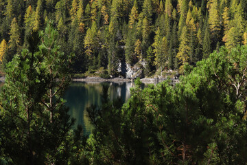  Peaceful View Lake Braies