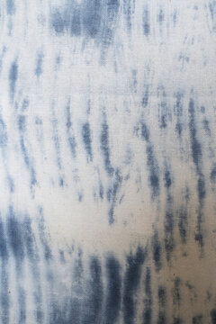 textura de fibra te&ntilde;ida con motivo abstracto en tono azul
