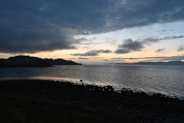 Sonnenuntergang an der K&uuml;ste Norwegens