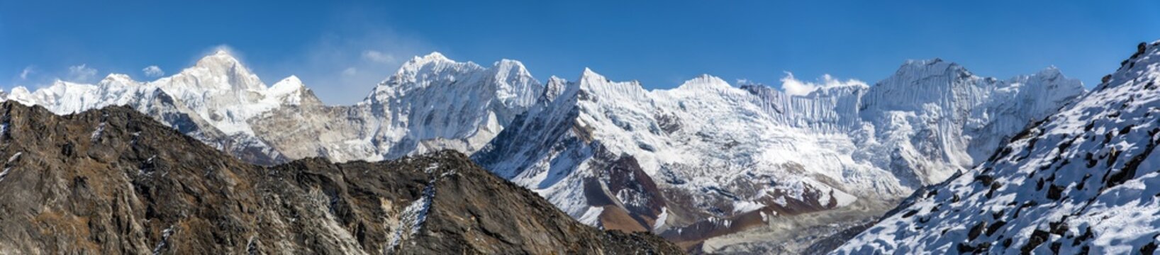 mount Makalu from Kongmala pass Nepal Himalaya mountain